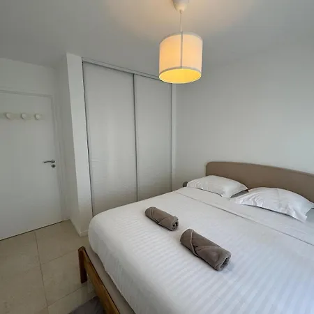 La Roseraie - Standing 4 Prs - Piscine - Parking Apartman Antibes