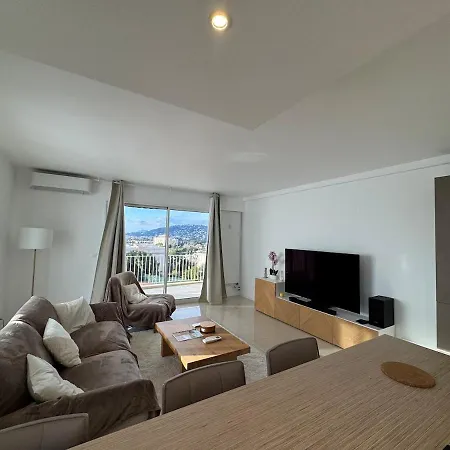 Apartmán La Roseraie - Standing 4 Prs - Piscine - Parking